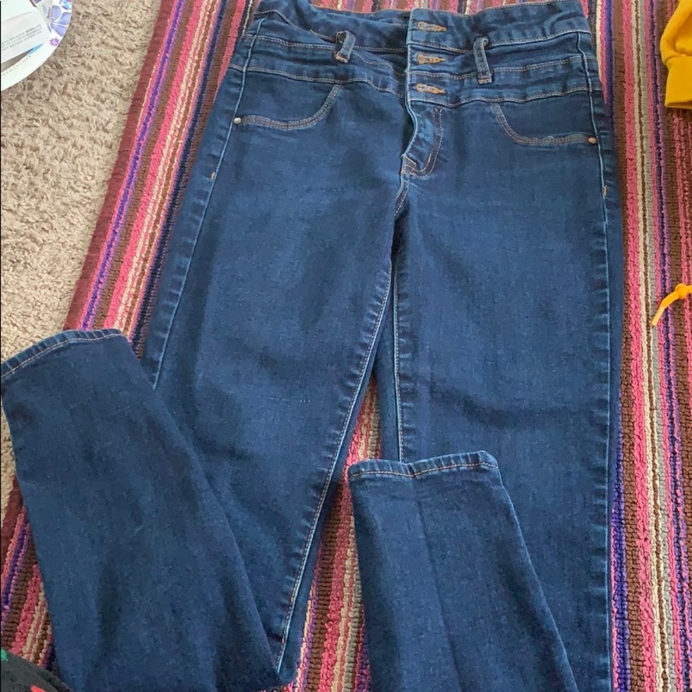 skinny dark blue jeans